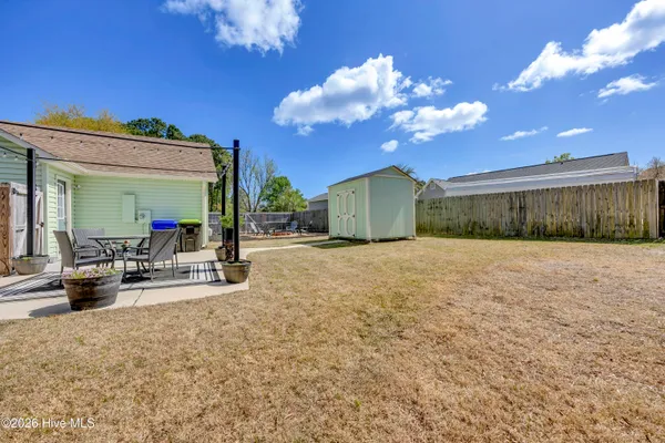 $2,200 | 2201 Foliage Court, Wilmington, NC 28411