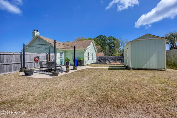 $2,200 | 2201 Foliage Court, Wilmington, NC 28411