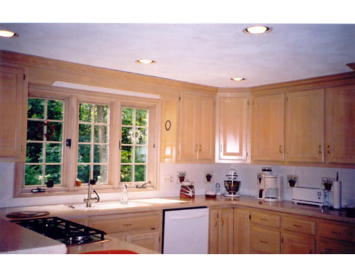 234 Blue Ridge Road North Andover, MA 01845 - Photo 5 of 15 Gallery Image 5