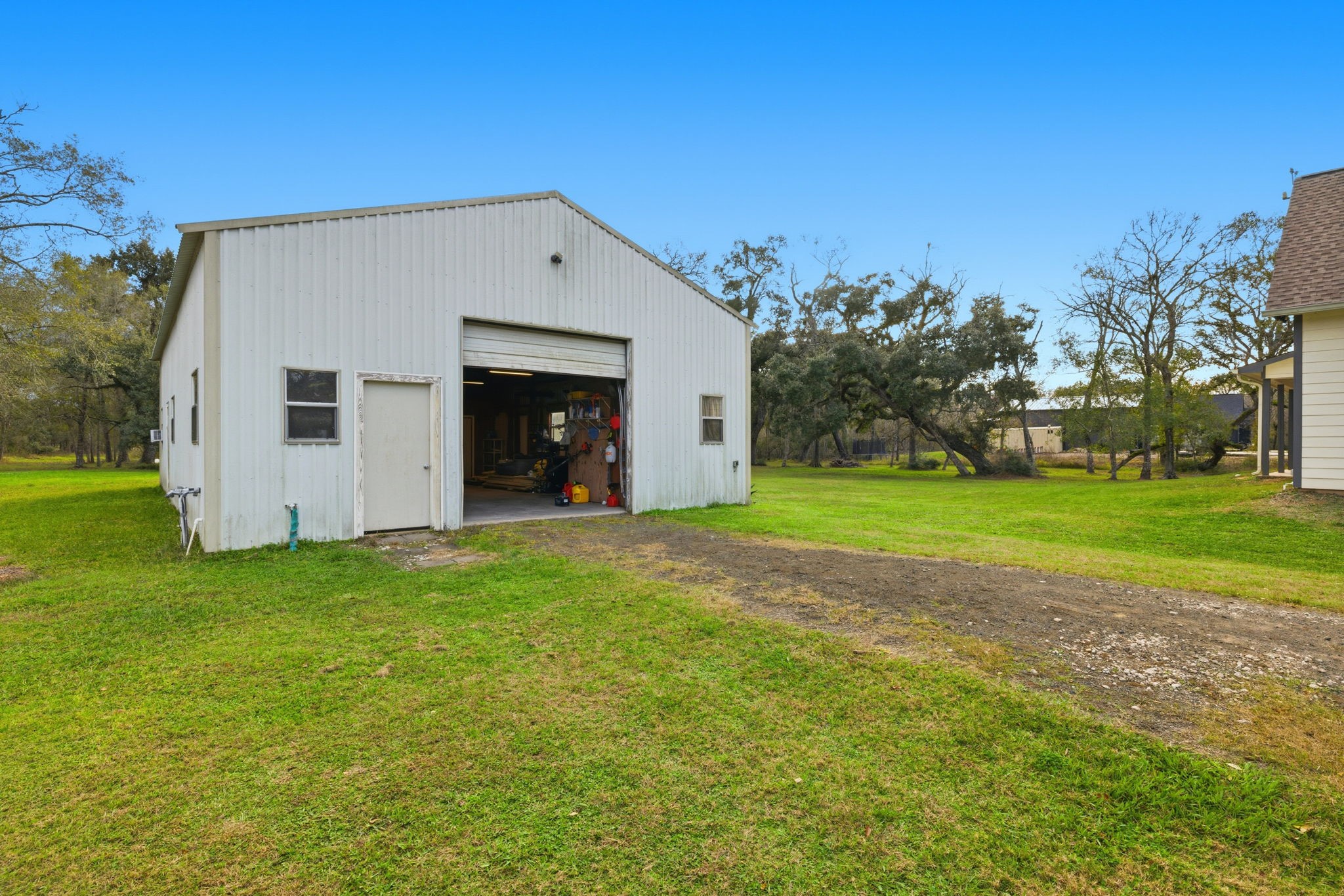 20407 Deer Run Road Damon, TX 77430 - Photo 23 of 29