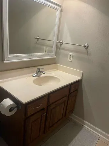 $2,400 | 732 St Julien Drive, Kenner, LA 70065