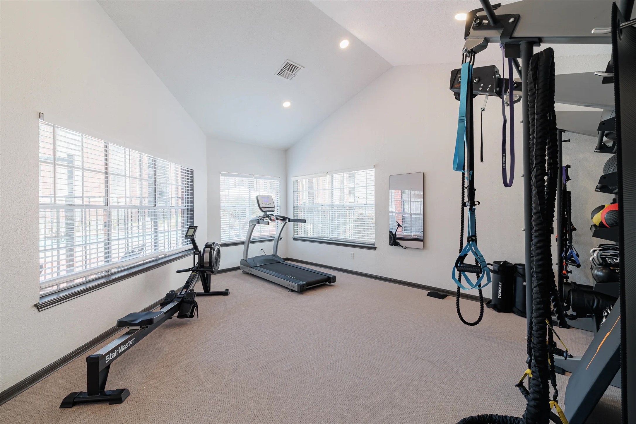 8300 El Mundo Street, Unit 192 Houston, TX 77054 - Photo 21 of 27 a view of a room with gym equipment