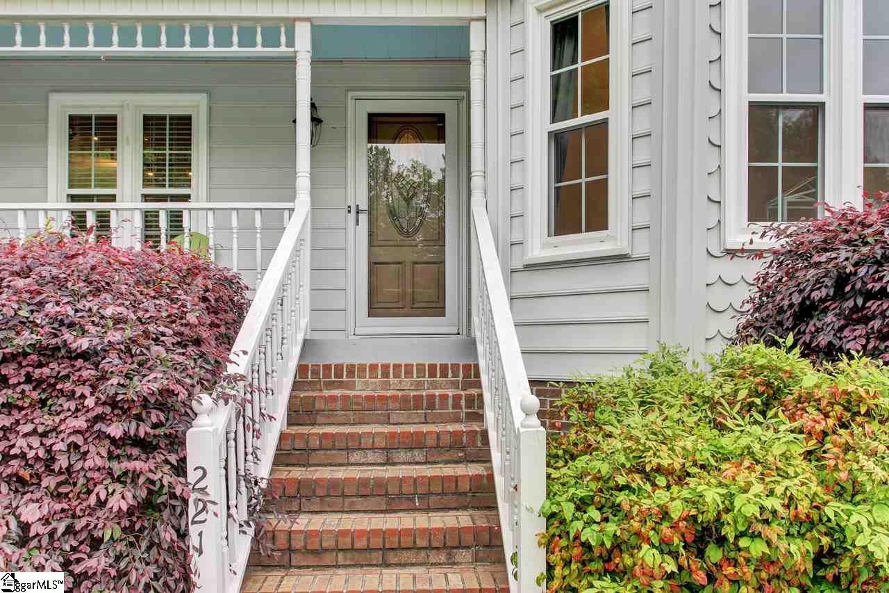221 Cross Field Road Greenville, SC 29607 - Photo 2 of 28 Gallery Image 2
