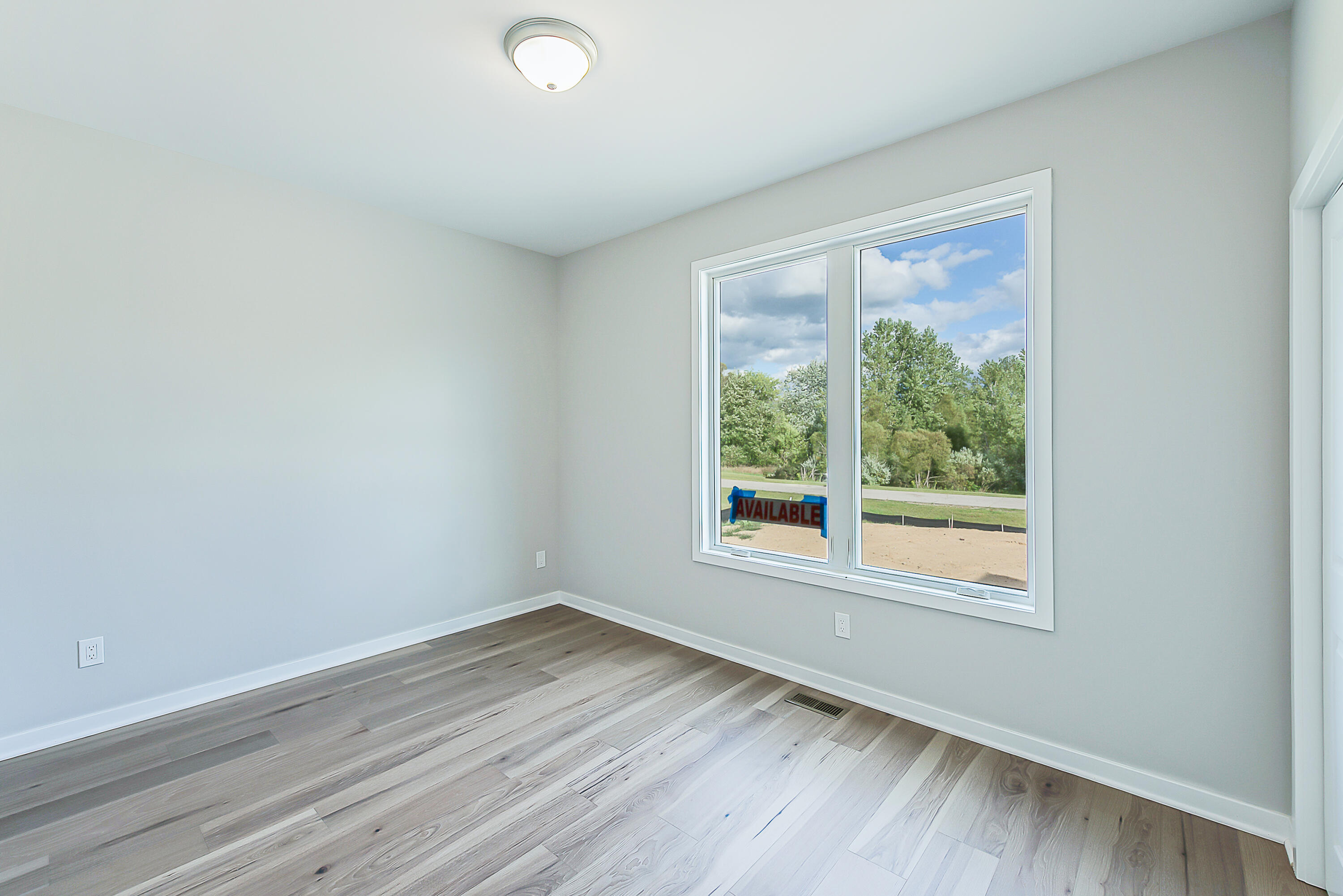 9758 Iosco Ridge Drive Gregory, MI 48137 - Photo 15 of 48 DSC_6411