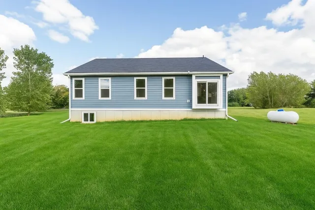 $389,995 | 9758 Iosco Ridge Drive, Gregory, MI 48137