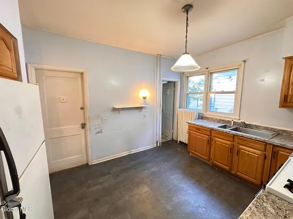 $19,500 | 864 Myrtle Avenue, Unit 1, Albany, NY 12208