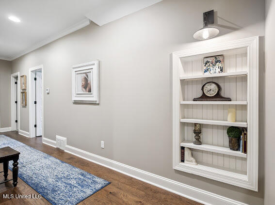 1480 Southern Rdg Trail Olive Branch, MS 38654 - Photo 58 of 81 Upstairs hallway