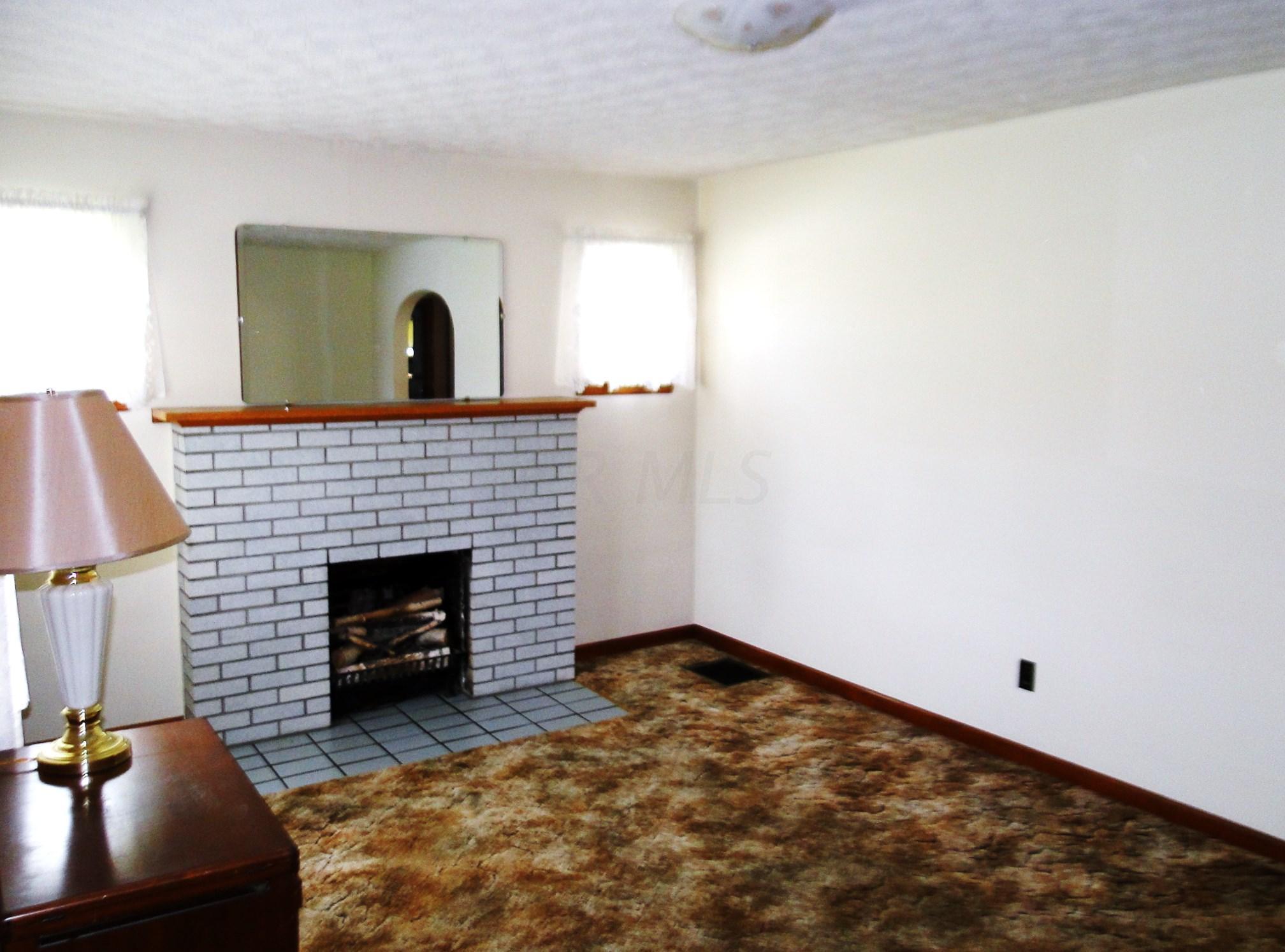 27740 Risch Road Rockbridge, OH 43149 - Photo 2 of 14 Gallery Image 2