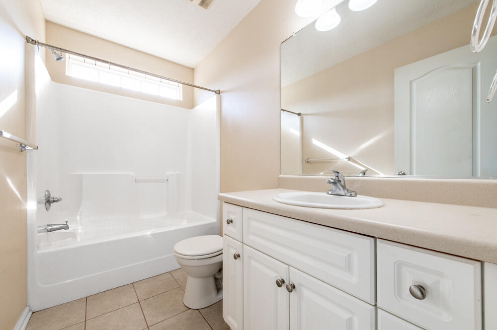 1473 Oxpens Road Warrenville, SC 29851 - Photo 16 of 25 Private Full Bathroom!