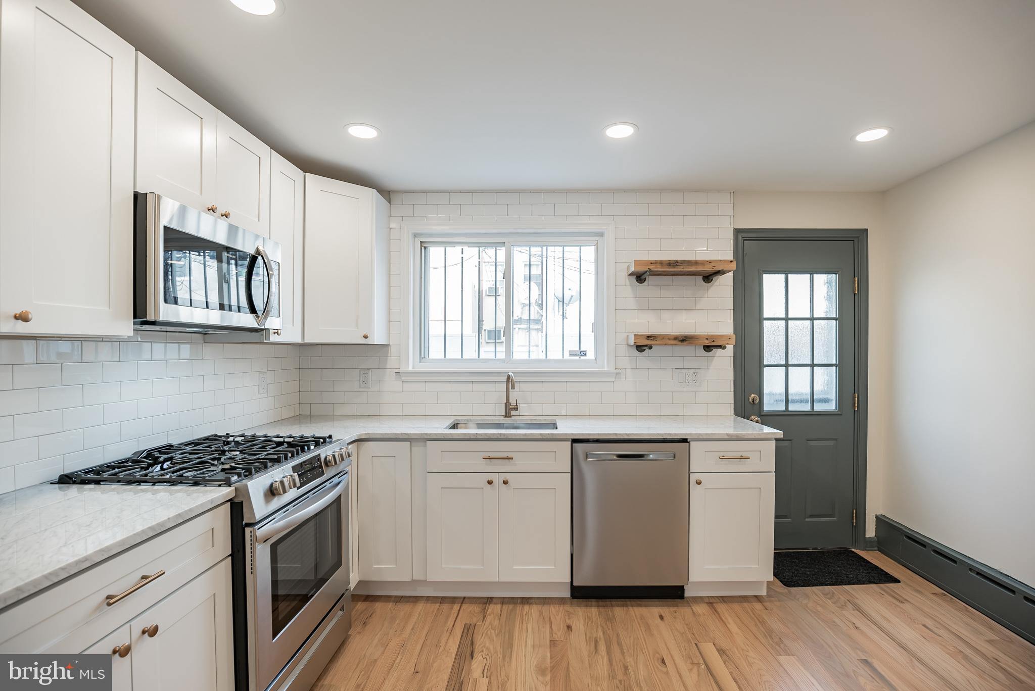 831 McClellan Street Philadelphia, PA 19148 - Photo 11 of 30 Gallery Image 11