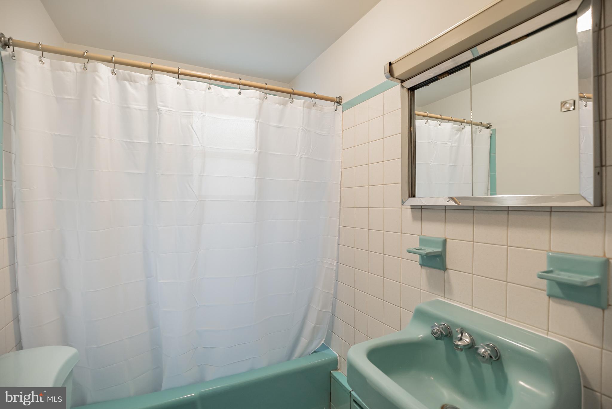 831 McClellan Street Philadelphia, PA 19148 - Photo 18 of 30 Gallery Image 18