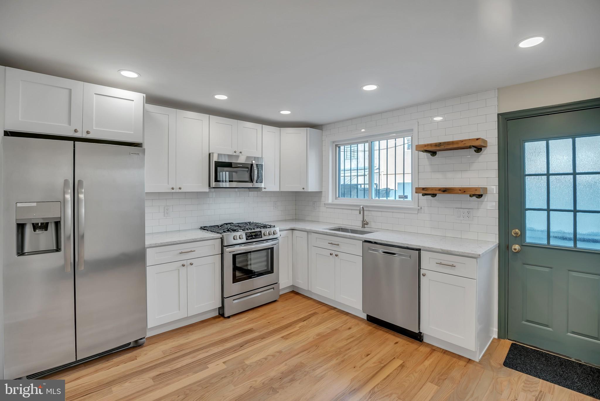 831 McClellan Street Philadelphia, PA 19148 - Photo 9 of 30 Gallery Image 9
