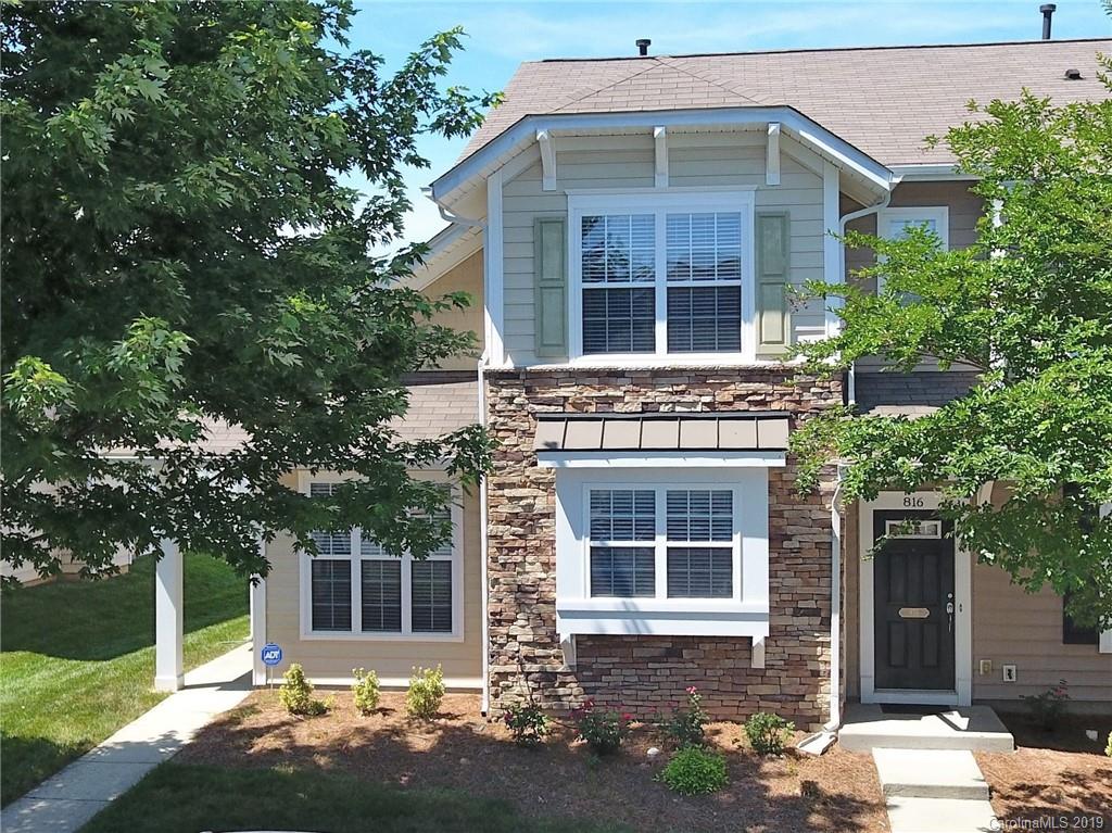 818 Gentlewinds Court Fort Mill, SC 29708 - Photo 1 of 22 front view of a house