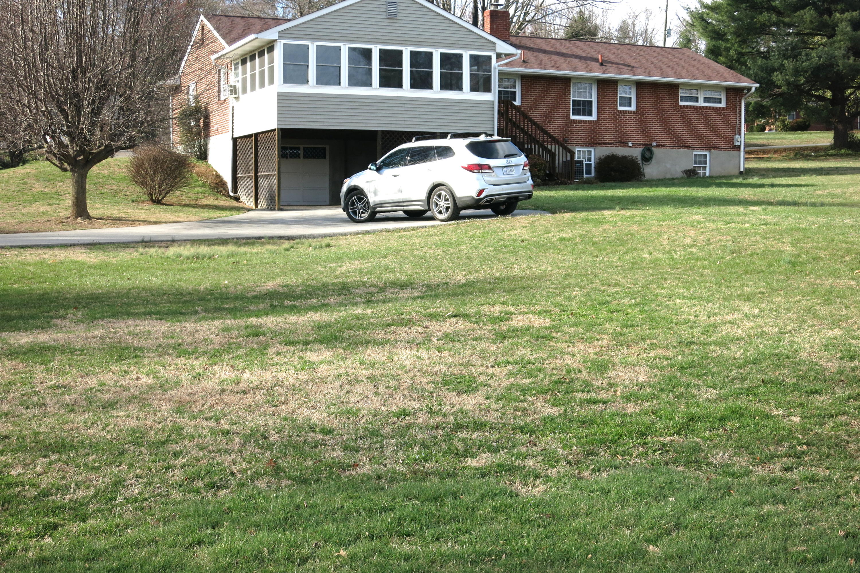 6911 Dallas Road Roanoke, VA 24019 - Photo 15 of 57 Bacl