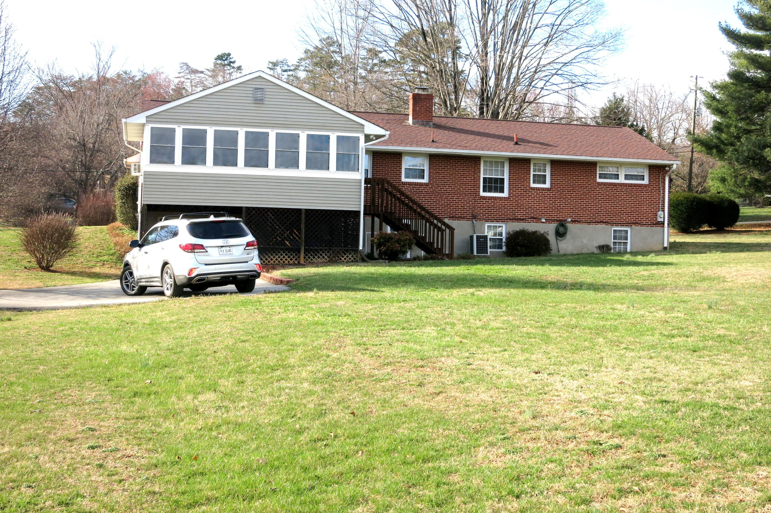 6911 Dallas Road Roanoke, VA 24019 - Photo 16 of 57 Back