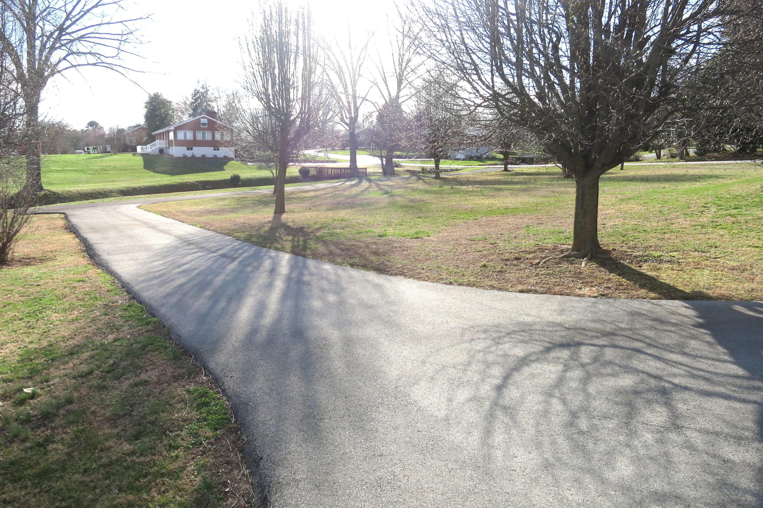 6911 Dallas Road Roanoke, VA 24019 - Photo 21 of 57 2nd Driveway