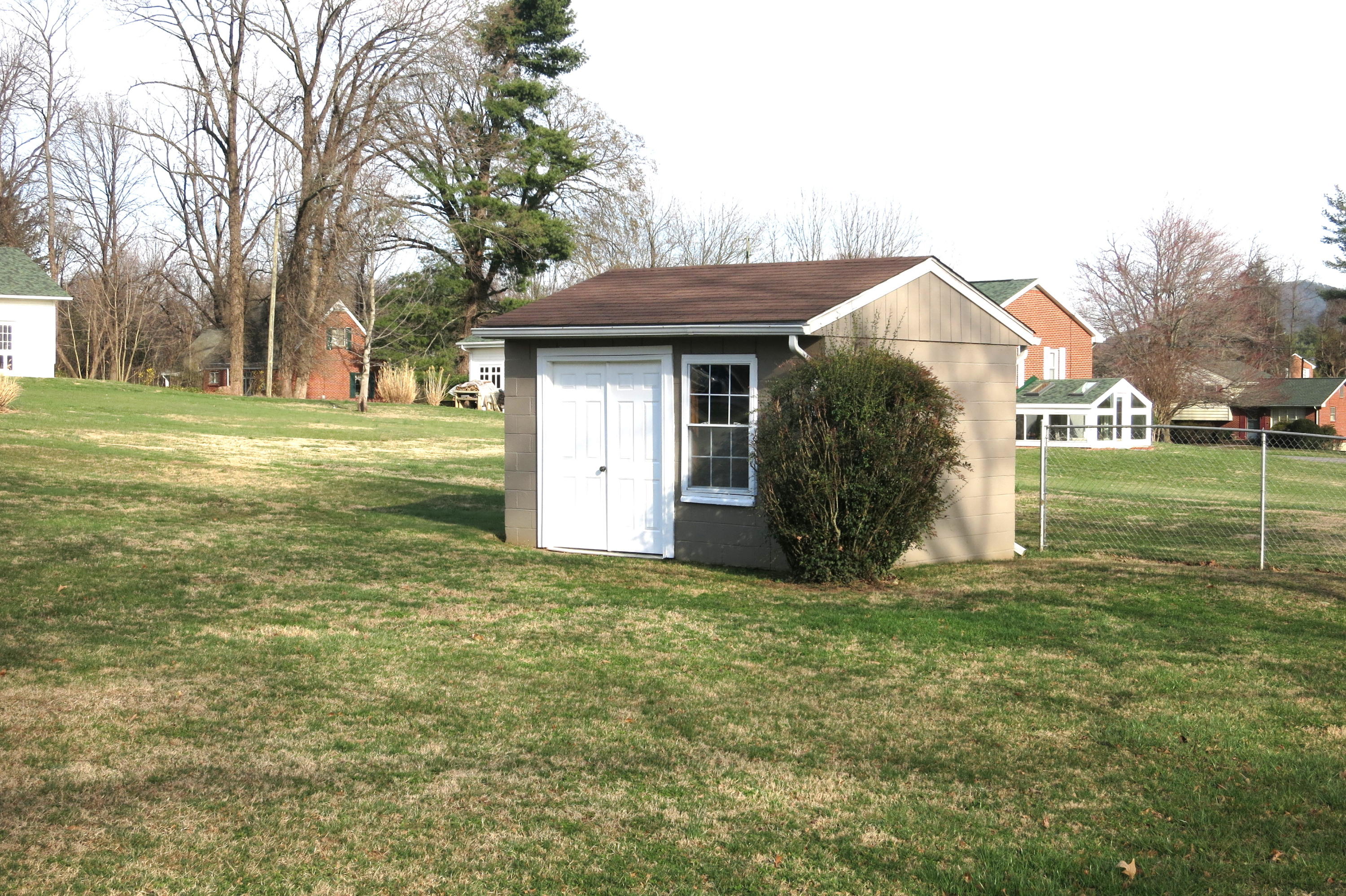 6911 Dallas Road Roanoke, VA 24019 - Photo 22 of 57 Outbuilding