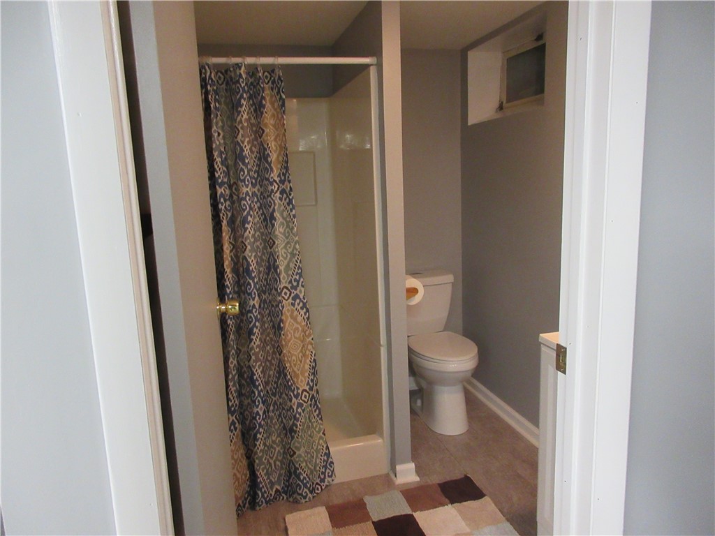 40 Berchman Drive Greece, NY 14626 - Photo 16 of 20 Basement Bath