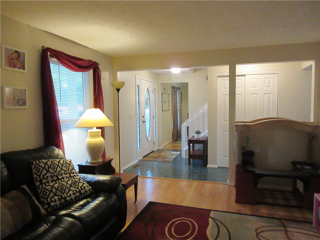 40 Berchman Drive Greece, NY 14626 - Photo 9 of 20