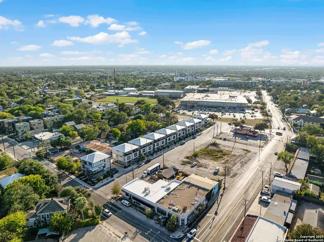 $580,000 | 110 Playmoor Street, San Antonio, TX 78210