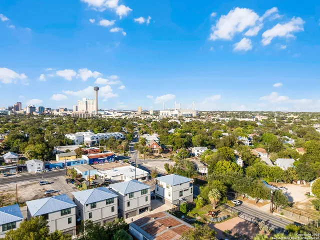 $580,000 | 110 Playmoor Street, San Antonio, TX 78210