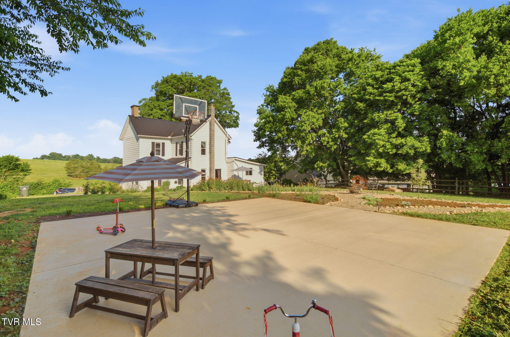 250 5 Oaks Road Jonesborough, TN 37659 - Photo 43 of 48 10-web-or-mls-047_DSC05148