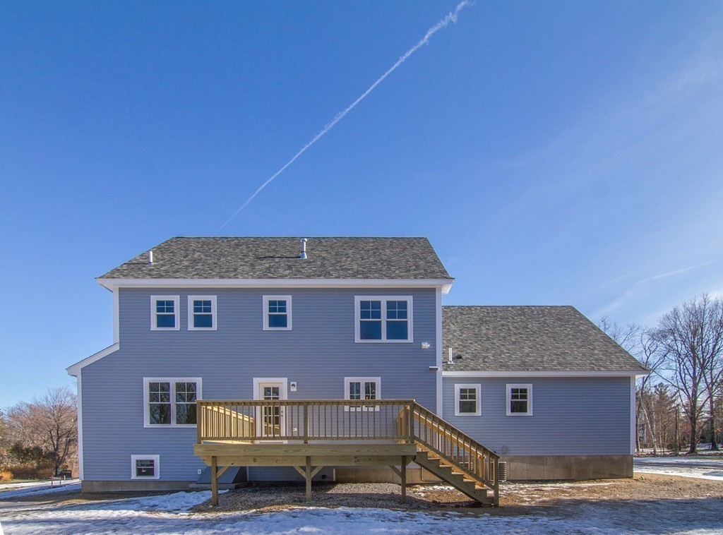 235 Fisher Road Holden, MA 01520 - Photo 2 of 30 Gallery Image 2