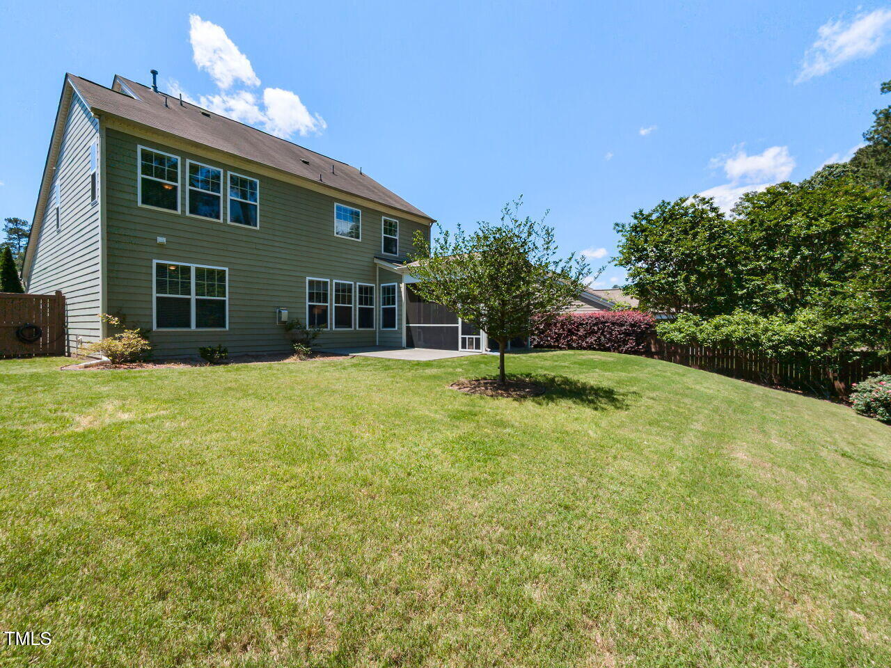 112 Victorian Oaks Drive Durham, NC 27713 - Photo 32 of 32 a front view of house with yard and green space