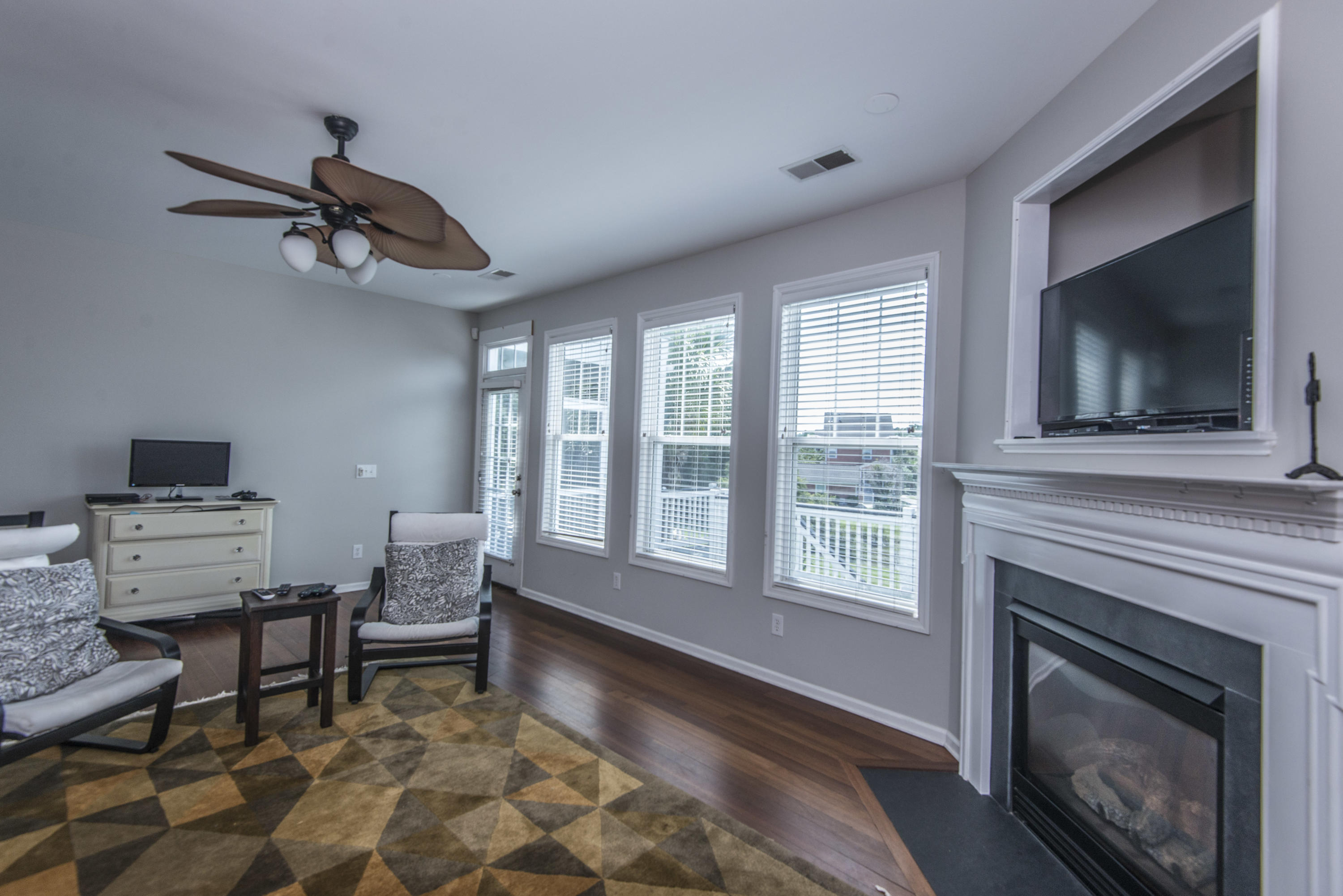 2263 Sandy Point Lane Mount Pleasant, SC 29466 - Photo 8 of 68 _DSC1600