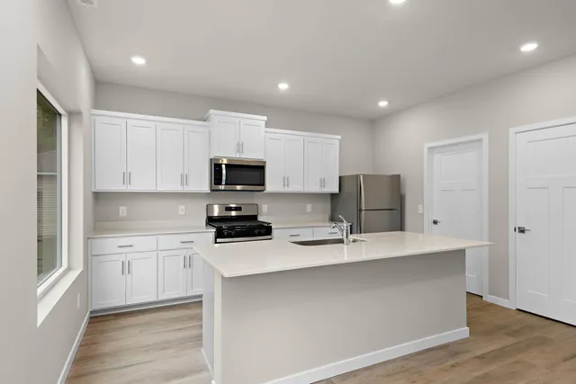 $494,900 | 689 Aspen Lane, Montrose, MN 55363