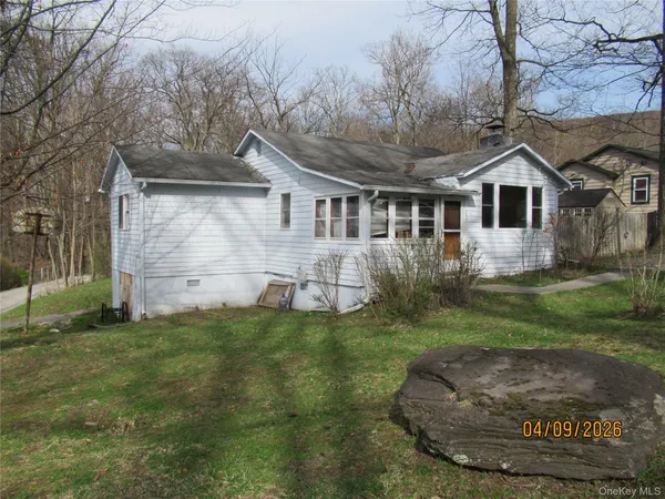 $2,200 | 357 Mountain Lodge Road, Monroe, NY 10950