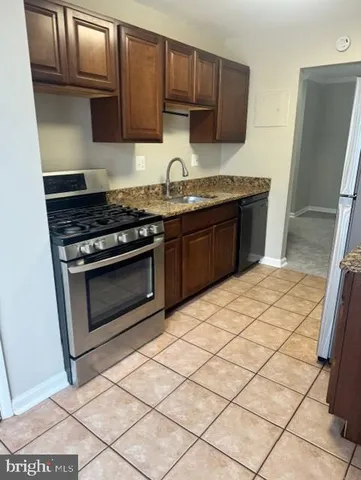 $1,650 | 5606 Bloomfield Drive, Unit 101, Alexandria, VA 22312