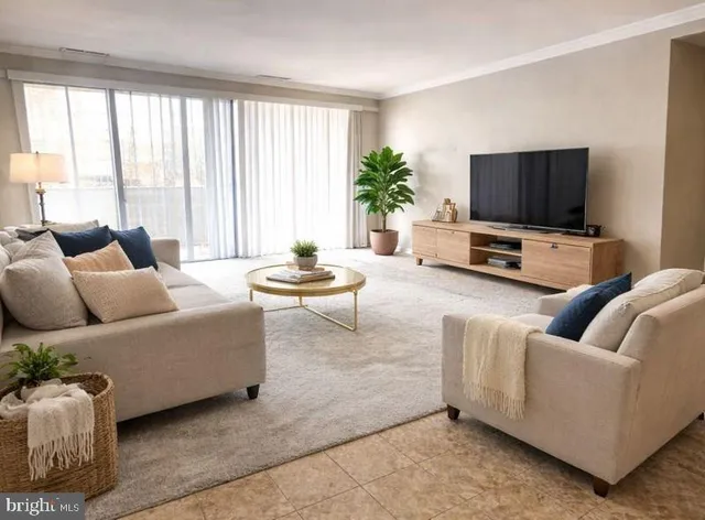 $1,650 | 5606 Bloomfield Drive, Unit 101, Alexandria, VA 22312