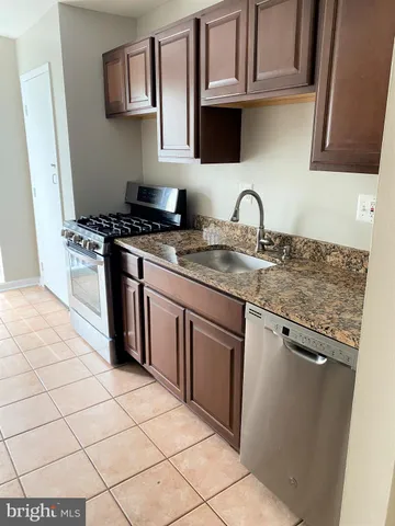 $1,650 | 5606 Bloomfield Drive, Unit 101, Alexandria, VA 22312