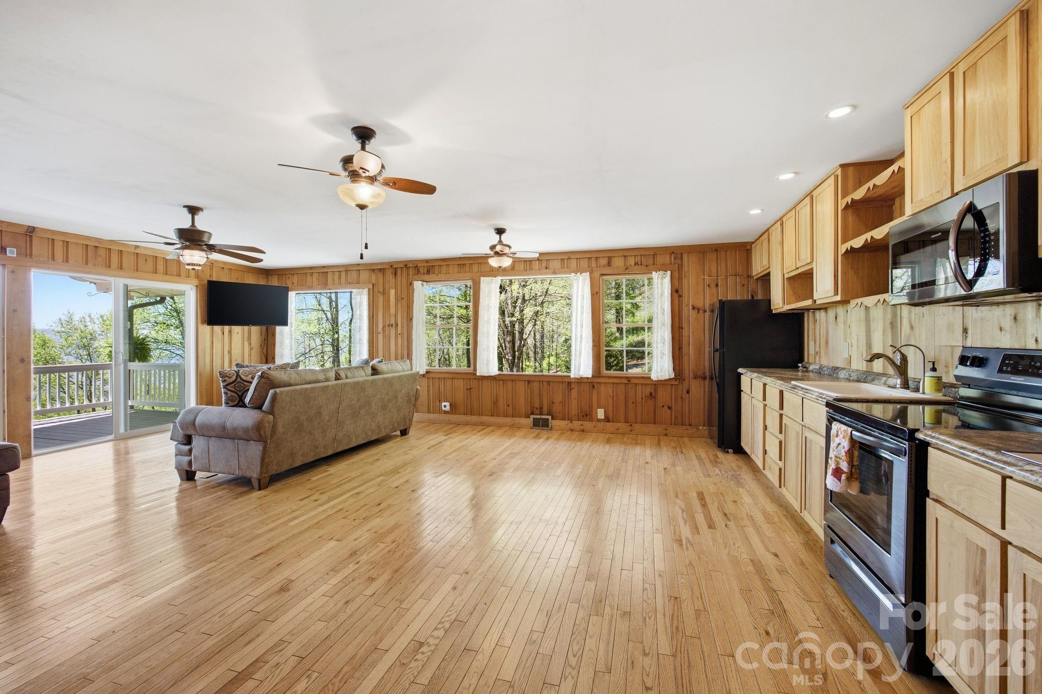 199 Alpine Drive Marion, NC 28752 - Photo 16 of 44