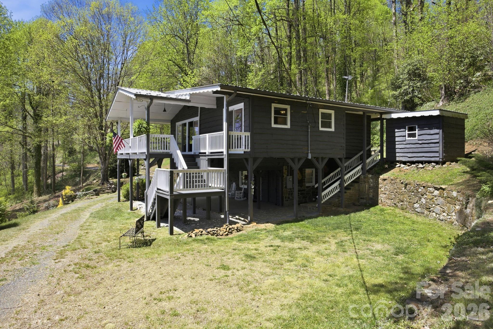 199 Alpine Drive Marion, NC 28752 - Photo 33 of 44