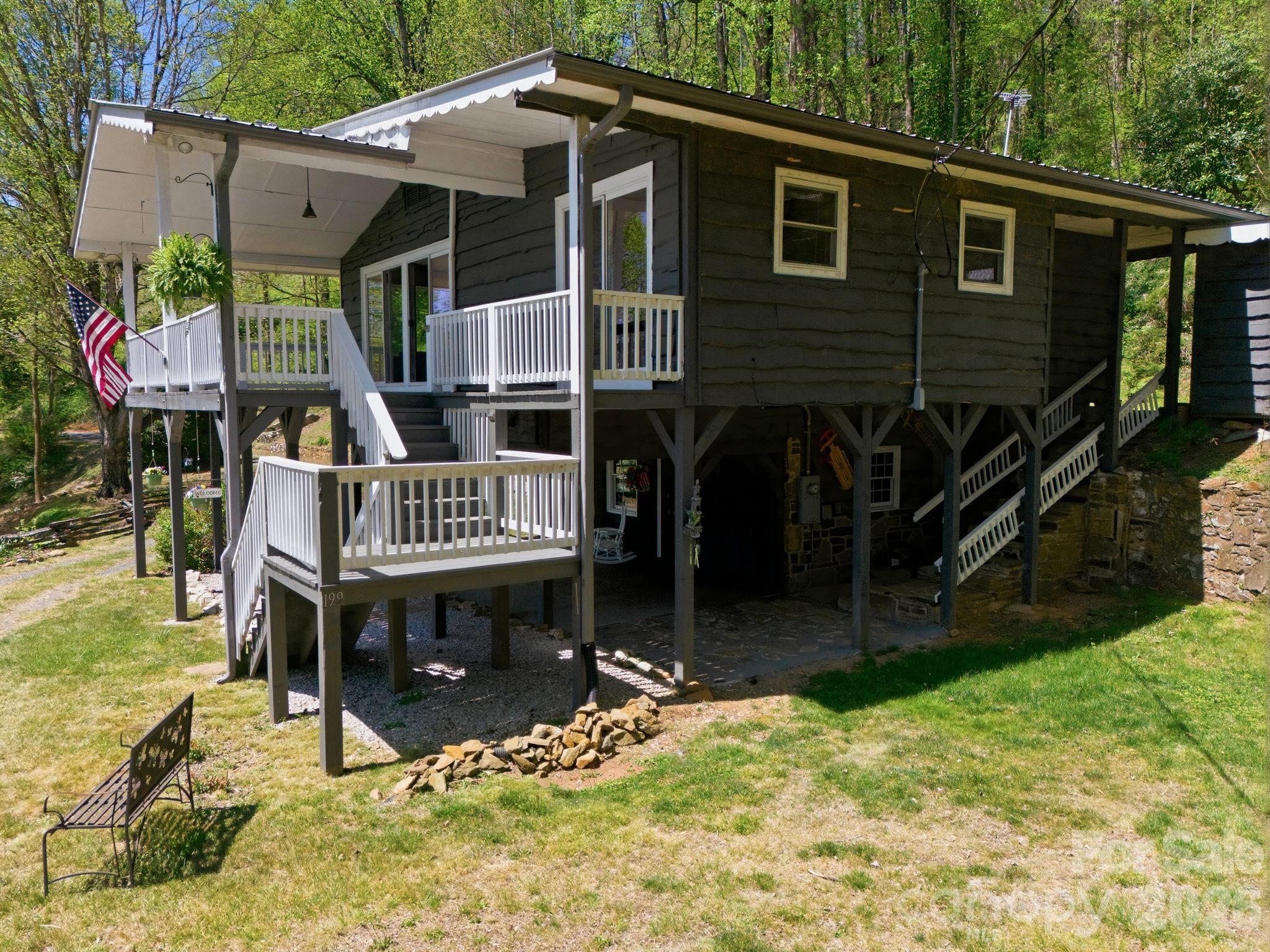 199 Alpine Drive Marion, NC 28752 - Photo 8 of 44