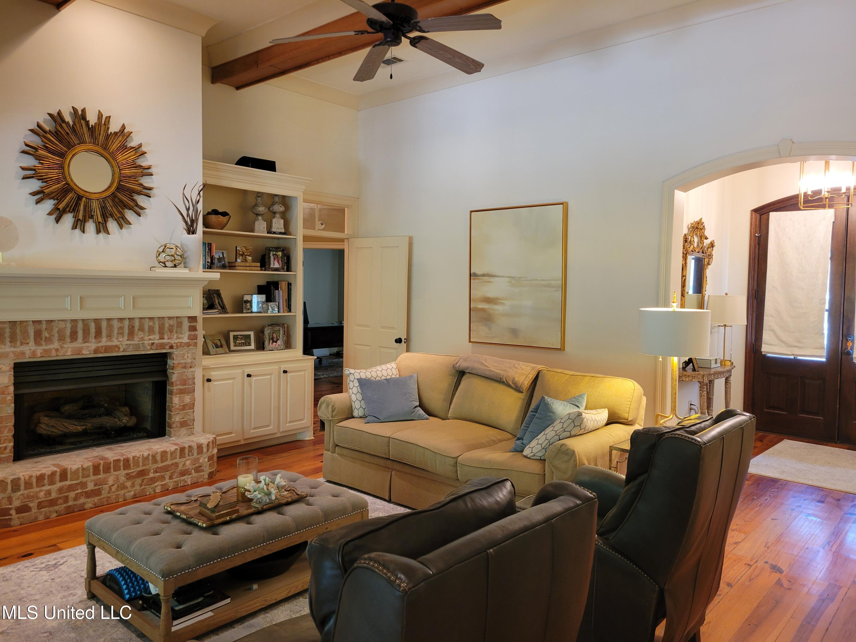 506 Hazelton Drive Madison, MS 39110 - Photo 20 of 49 20250731_113058