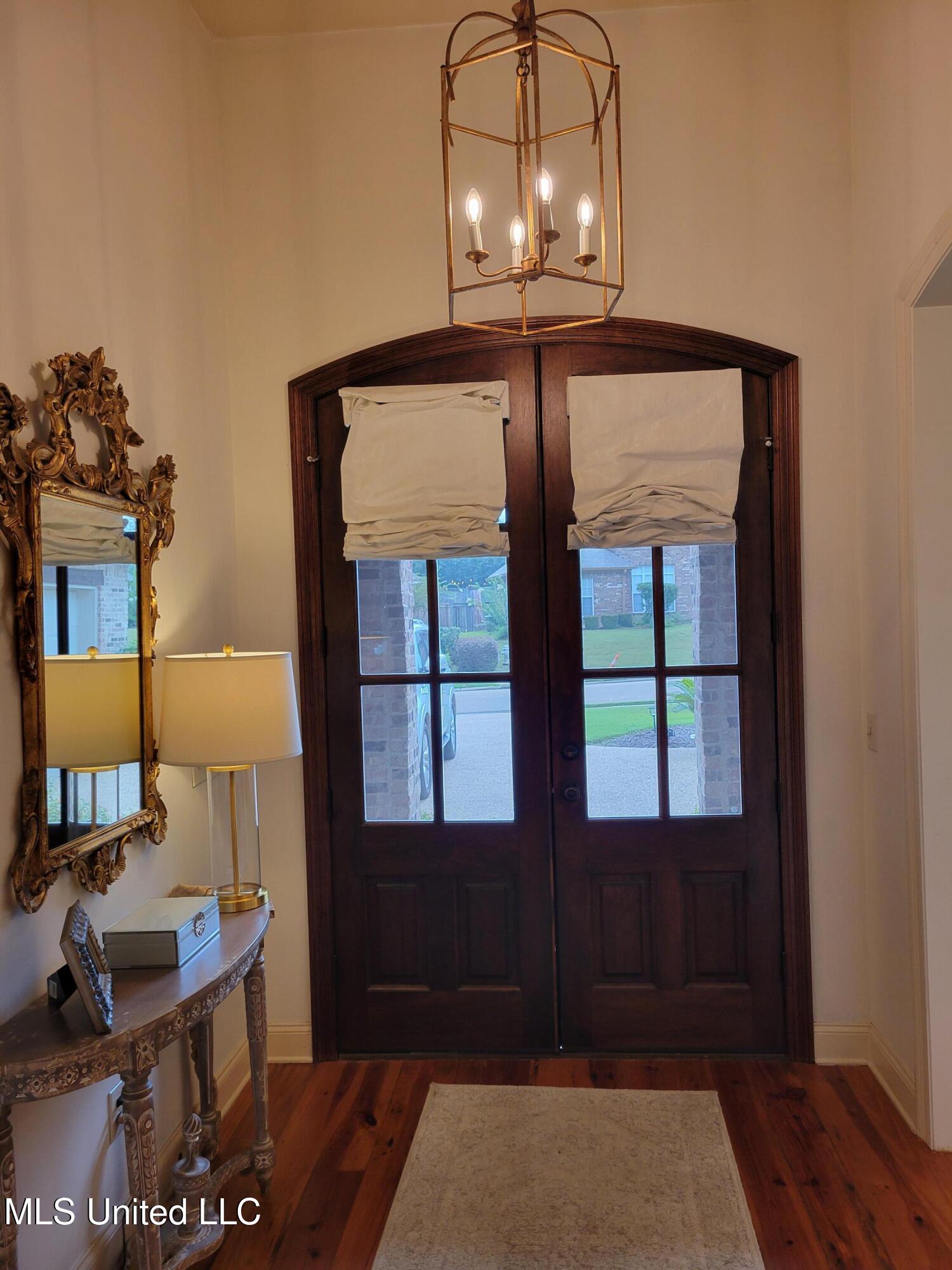 506 Hazelton Drive Madison, MS 39110 - Photo 2 of 49 20250801_103028