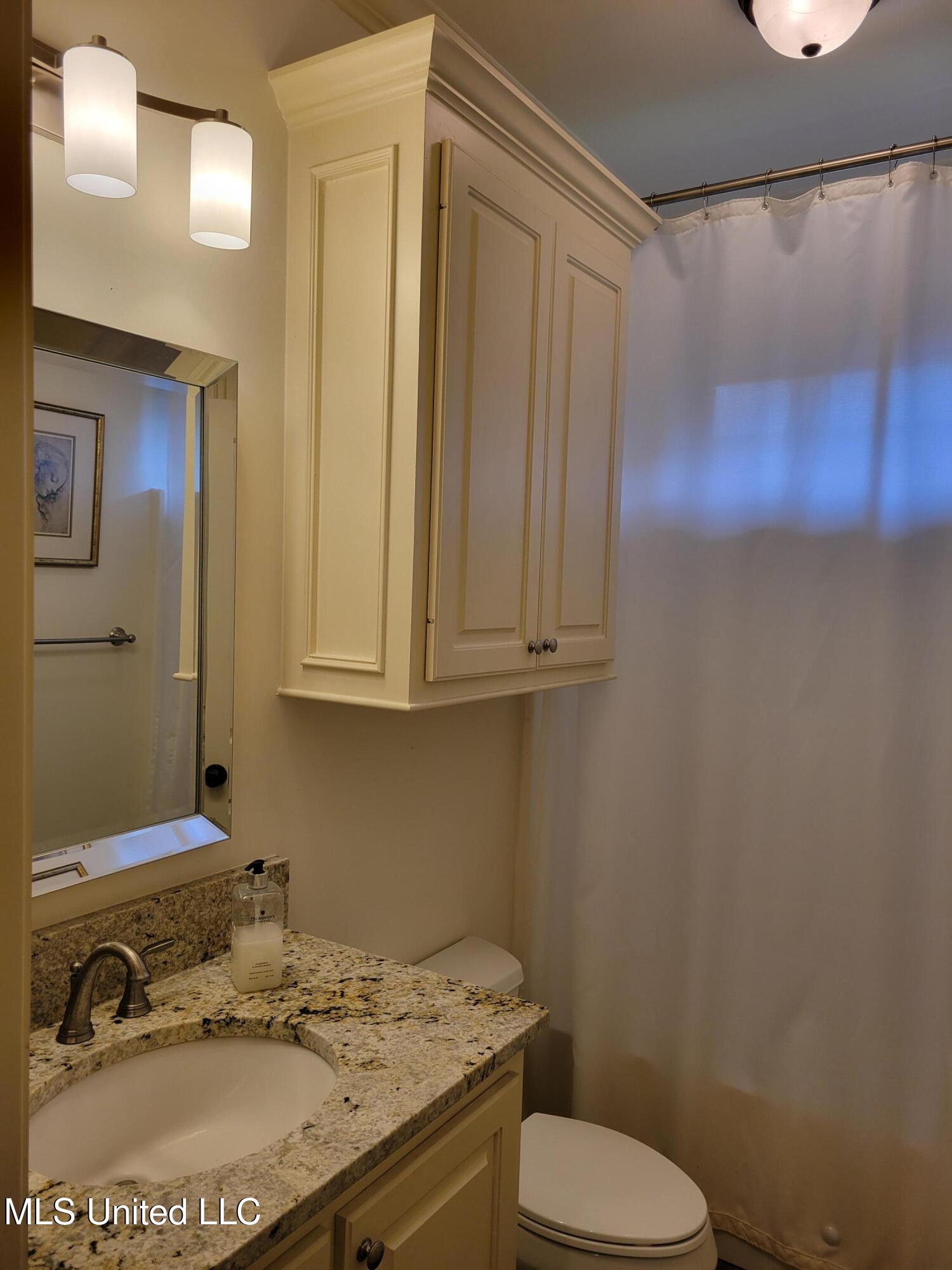 506 Hazelton Drive Madison, MS 39110 - Photo 27 of 49 20250925_122111