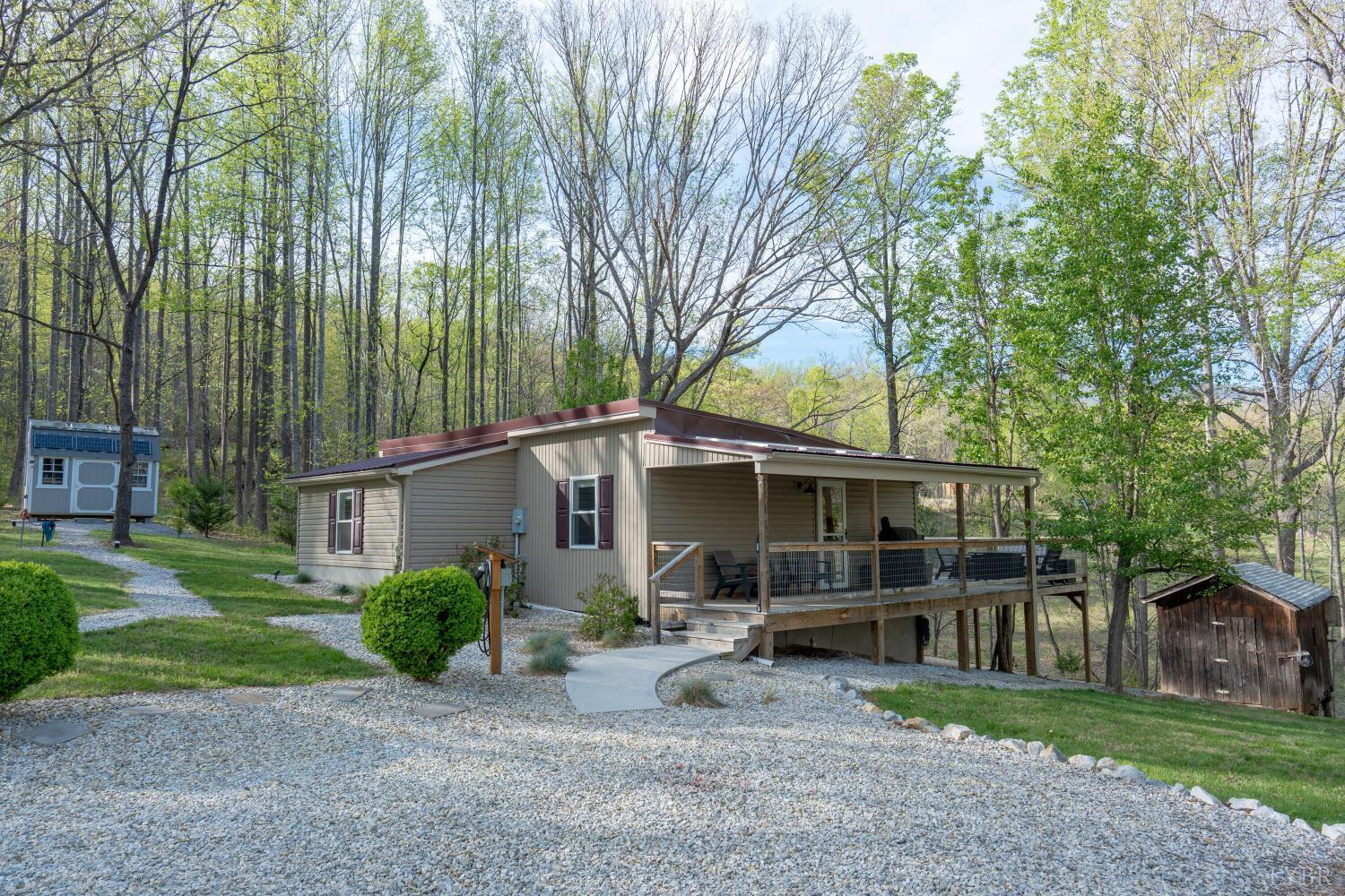 892 Franklin Creek Road Amherst, VA 24521 - Photo 31 of 32