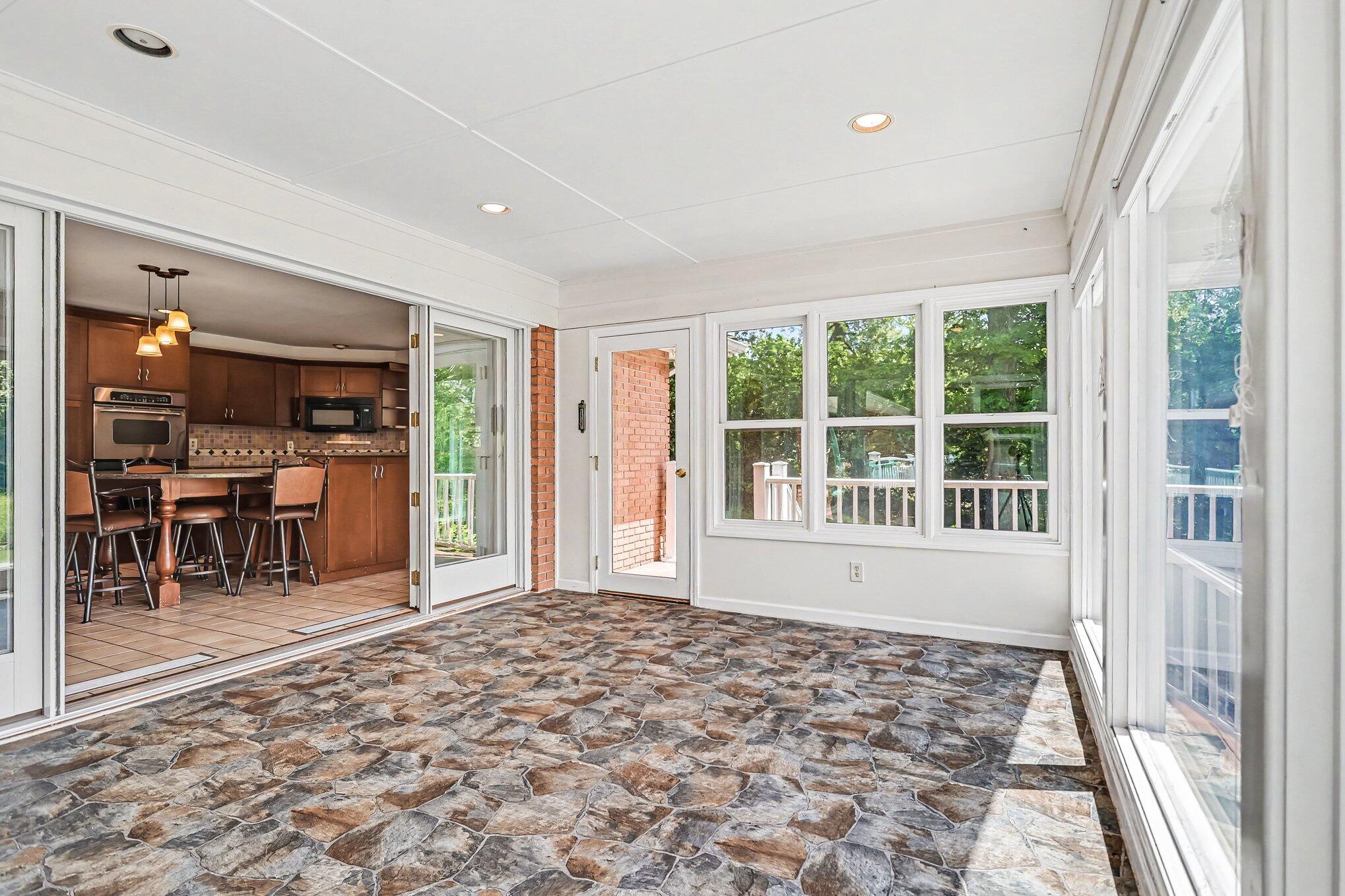 3086 Springbrook Drive Kalamazoo, MI 49004 - Photo 17 of 56 022_file_8083