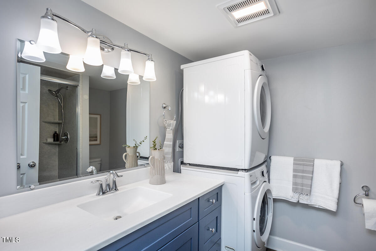 3615 Octavia Street Raleigh, NC 27606 - Photo 21 of 39 3615Octavia032