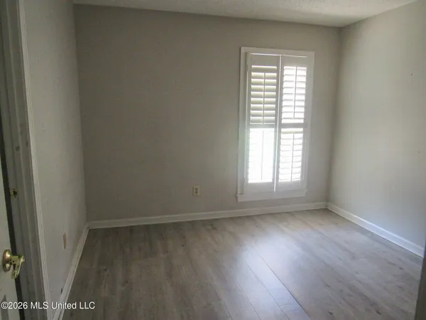 $159,900 | 502 Browns Ferry Road, Senatobia, MS 38668