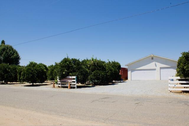 20015 Rd 212 Lindsay, CA 93247 - Photo 21 of 62 IMG_1363