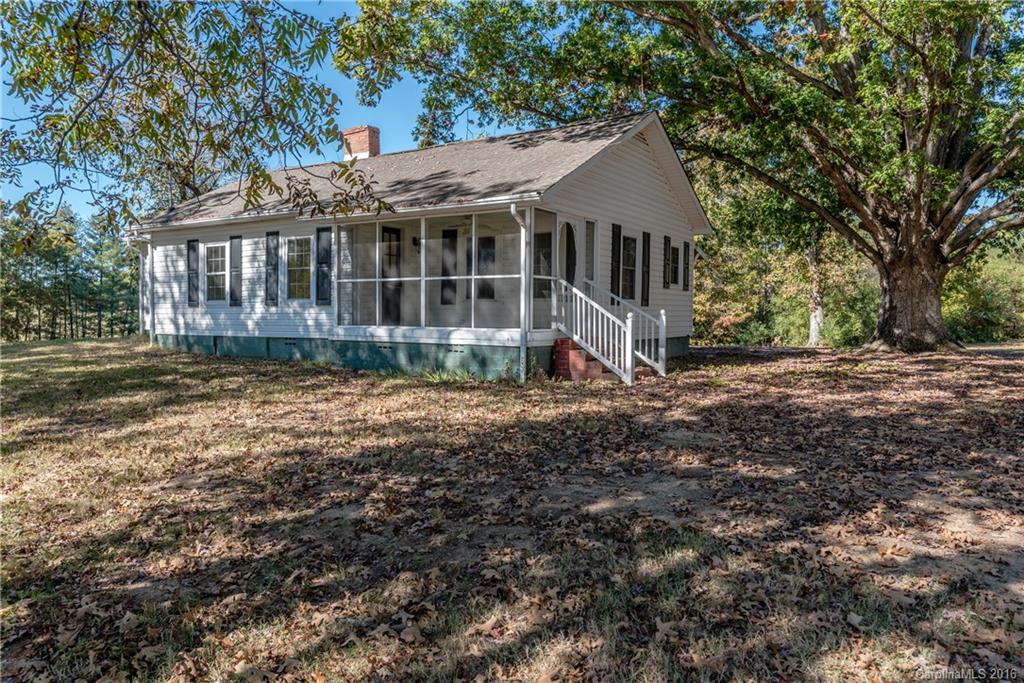 2090 State Rd S-46-149 Clover, SC 29710 - Photo 2 of 24