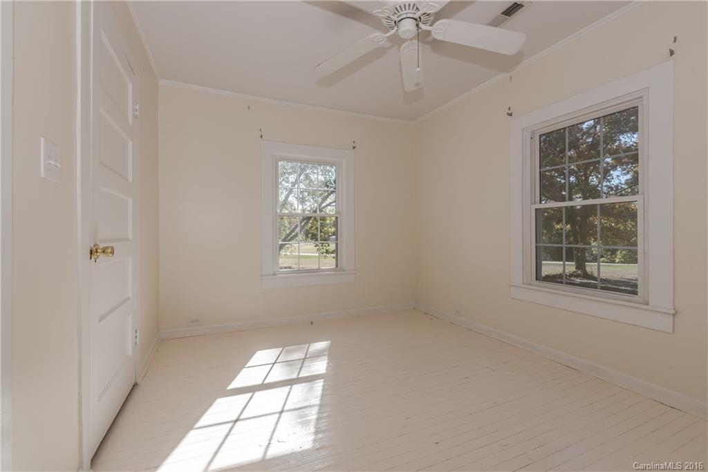 2090 State Rd S-46-149 Clover, SC 29710 - Photo 20 of 24