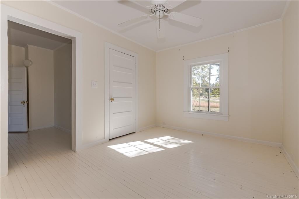2090 State Rd S-46-149 Clover, SC 29710 - Photo 21 of 24
