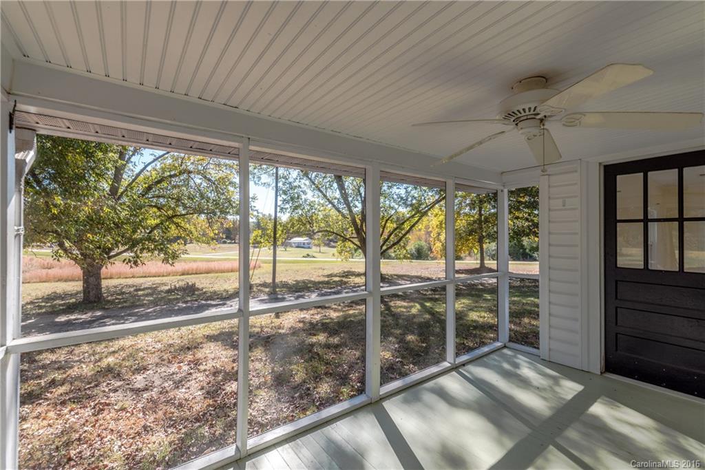 2090 State Rd S-46-149 Clover, SC 29710 - Photo 6 of 24
