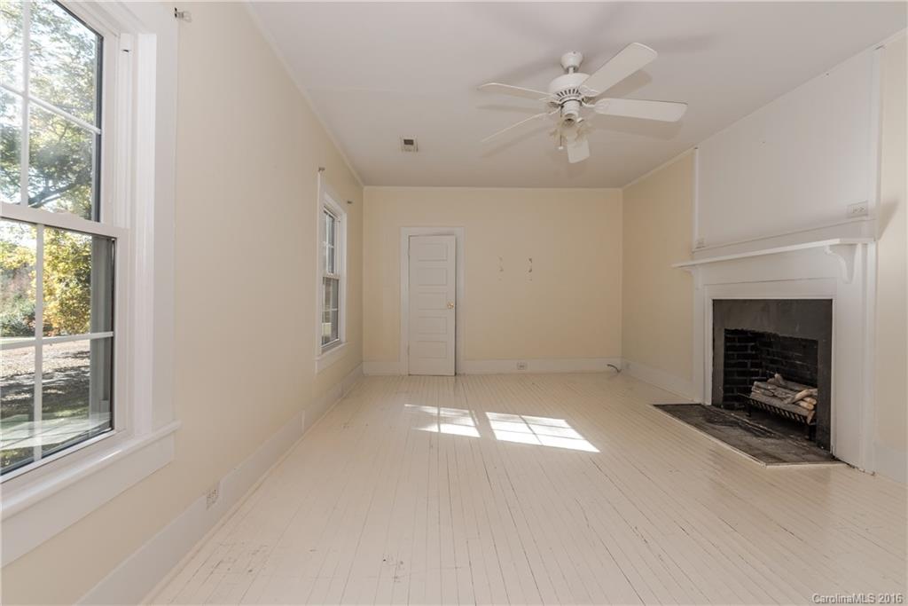 2090 State Rd S-46-149 Clover, SC 29710 - Photo 7 of 24